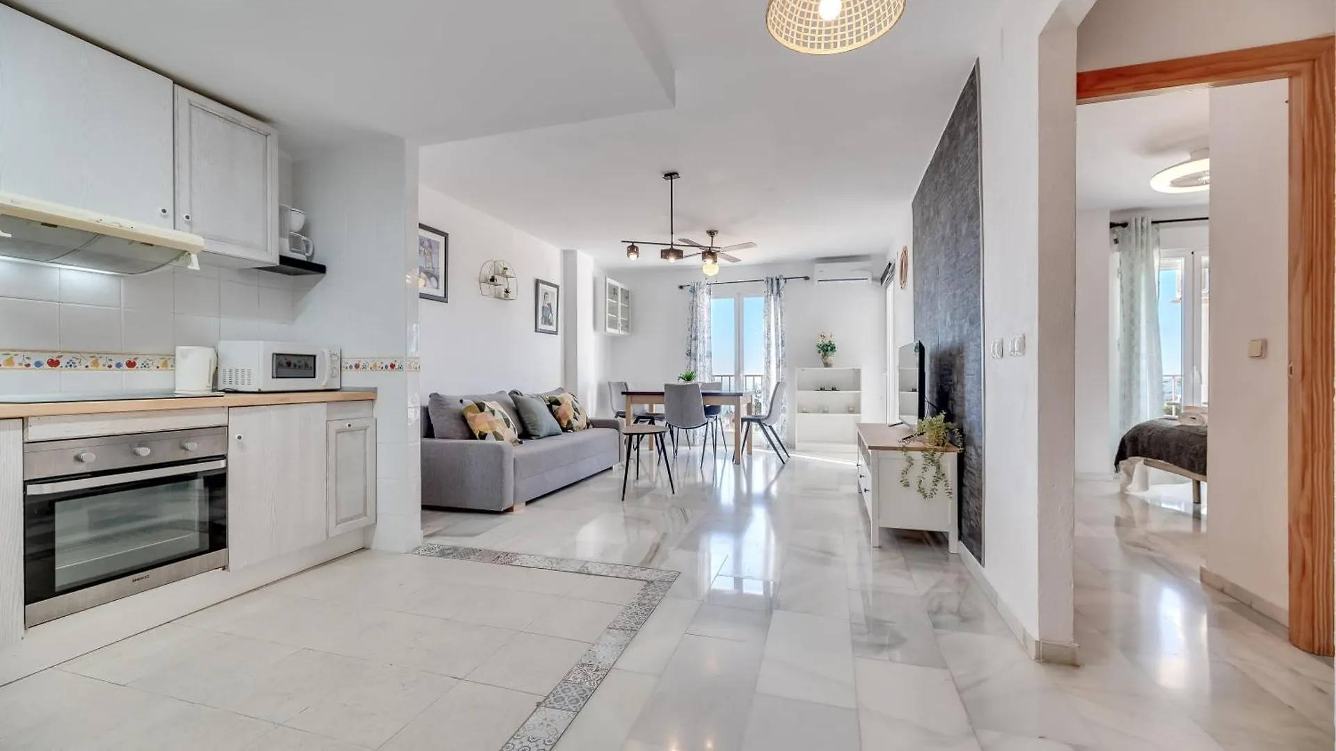 Vb Retamar 2Br Sea Views Apartment Benalmadena